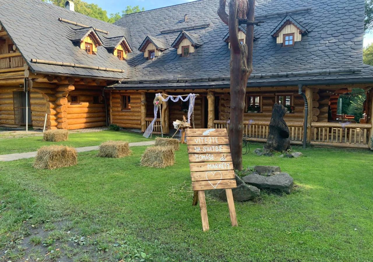 Srub U Medvěda Hotel Nový Jičín